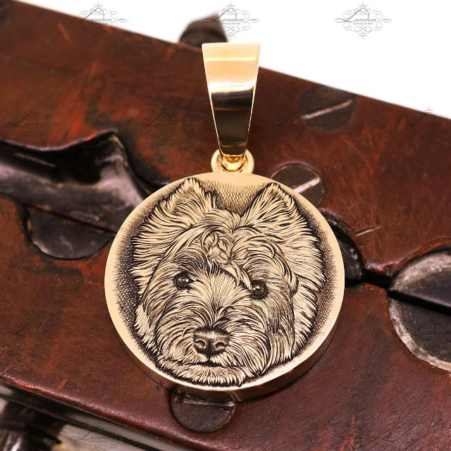 9ct yellow gold pendant, 25mm wide, 4mm thick, engraved with a west highland terrier, westie